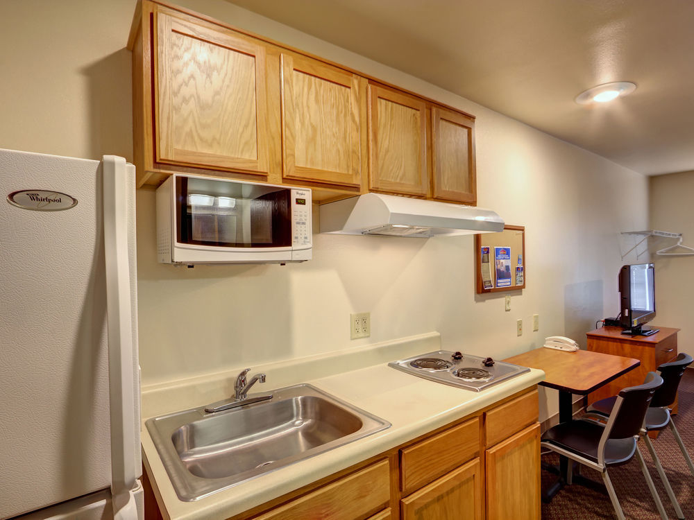 Extended Stay America Select Suites - Charleston - Ashley Phosphate Rd. North Charleston Bagian luar foto