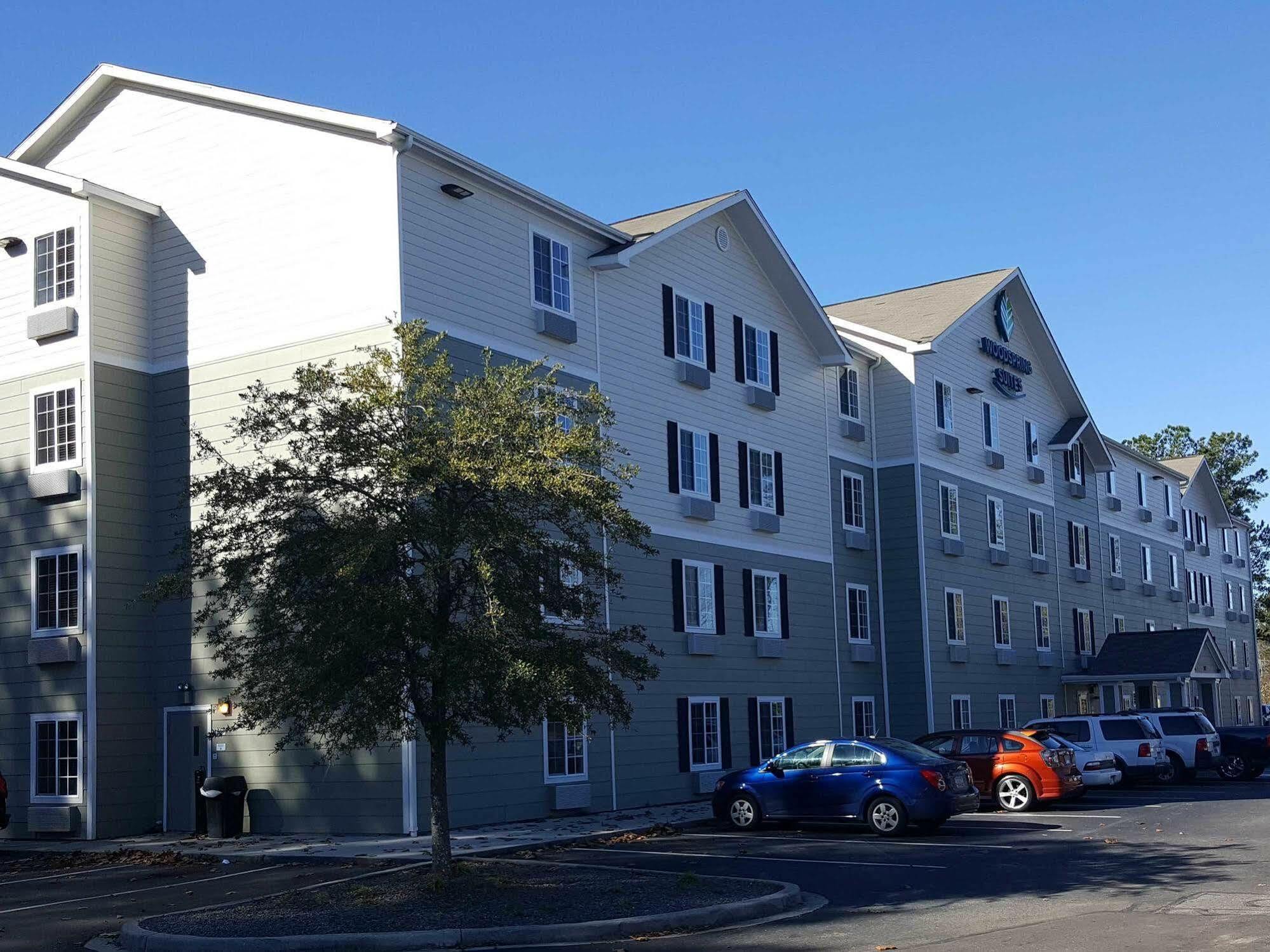Extended Stay America Select Suites - Charleston - Ashley Phosphate Rd. North Charleston Bagian luar foto