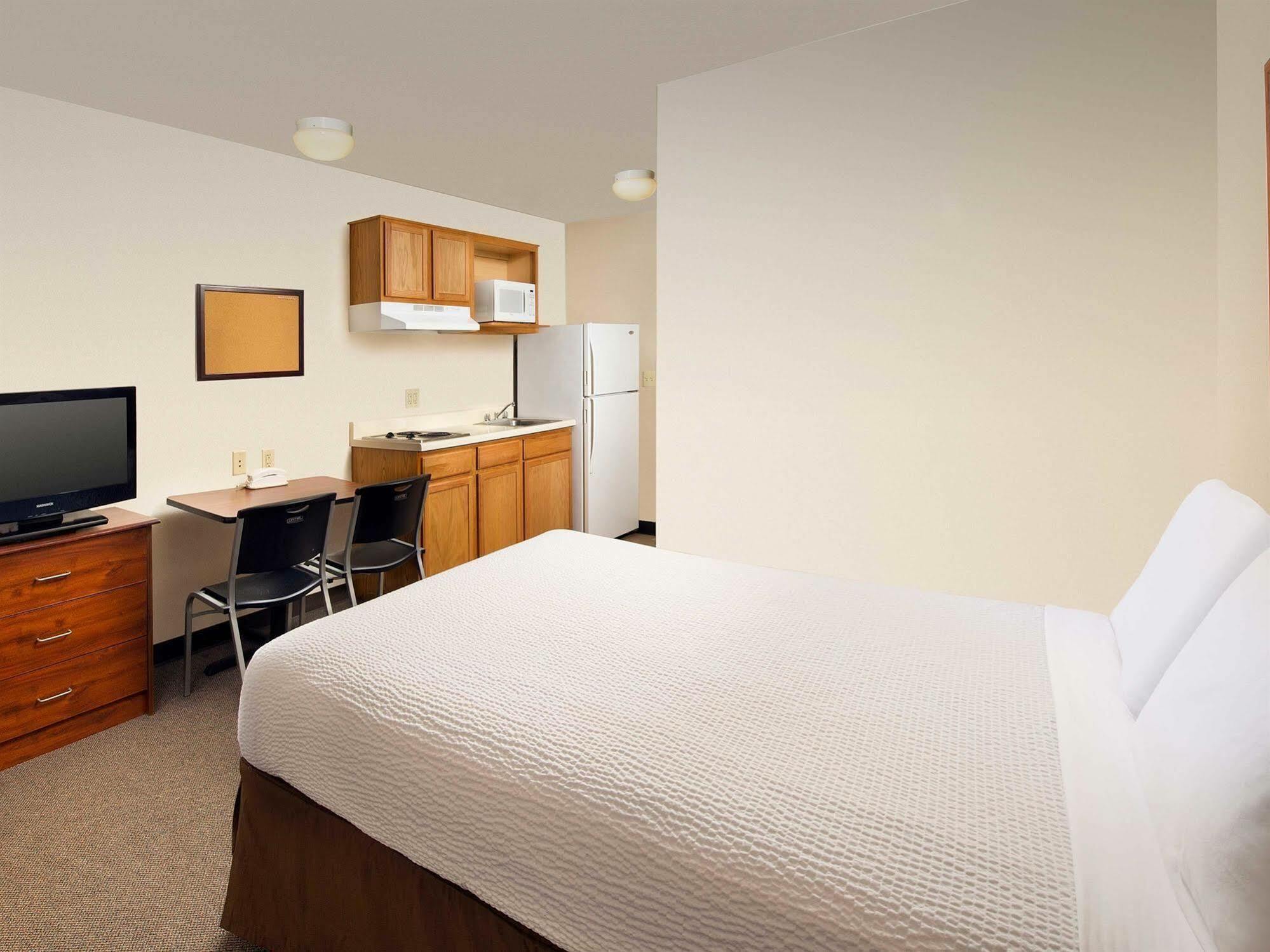 Extended Stay America Select Suites - Charleston - Ashley Phosphate Rd. North Charleston Bagian luar foto